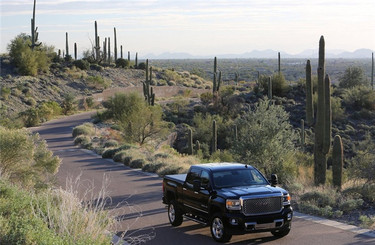 GMC Sierra 2500外观整体