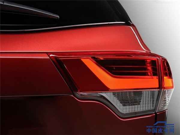 2017款丰田汉兰达发布 动力系统升级