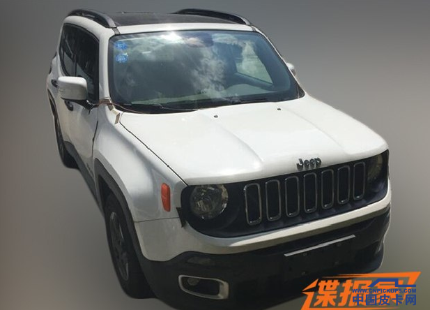 曝国产Jeep自由侠1.4T手动挡车型谍照