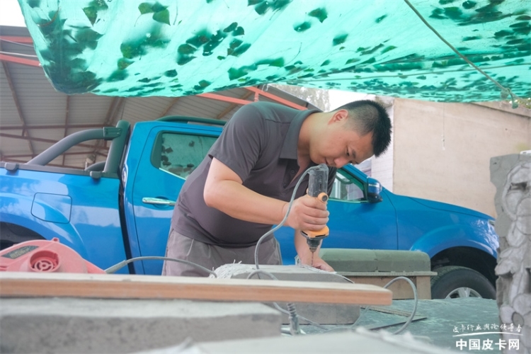 开皮卡拉砖雕，郑州日产锐骐6平箱自动挡的一日用车体验