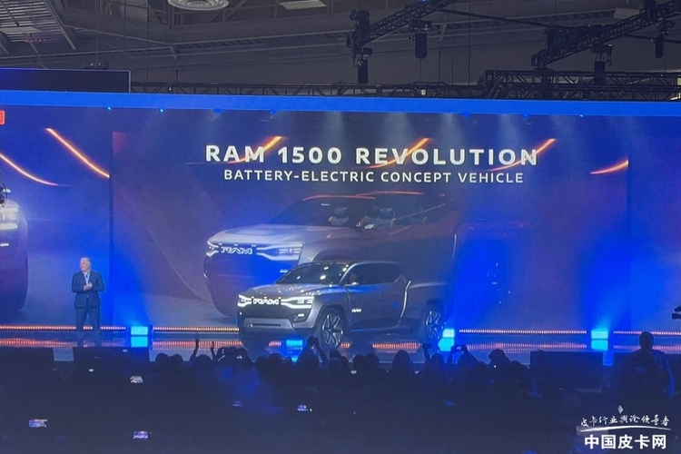 十分抢眼 RAM Revolution电动皮卡正式首发