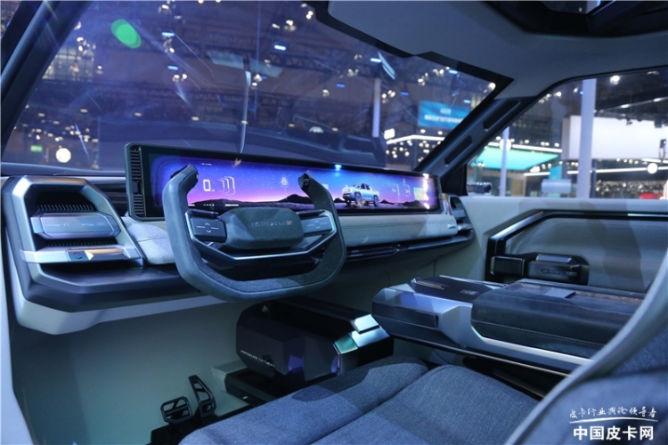 2023上海车展：星际战甲皮卡 上汽大通GST概念车首发亮相