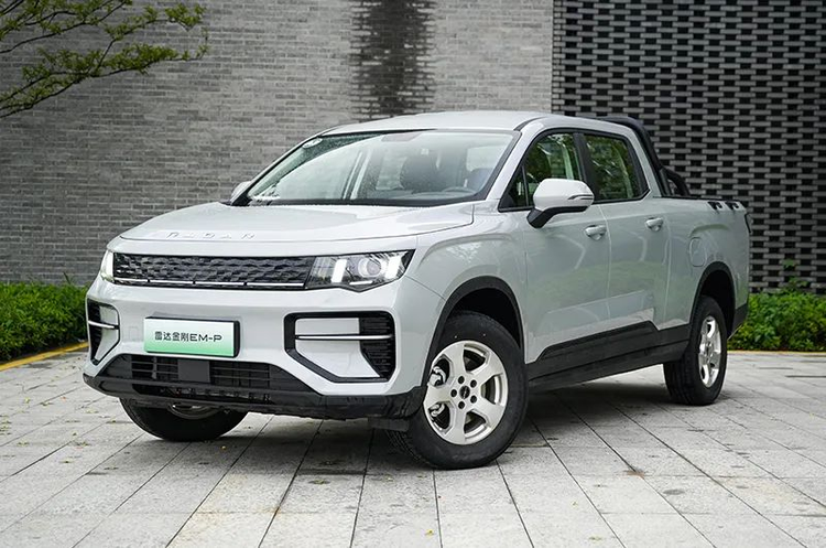 续航破千 扭矩900+ 15万级混动三车5月对打