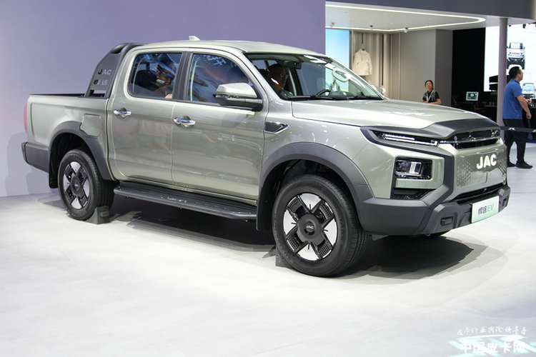 2025成都车展：江淮悍途PHEV/EV全球上市