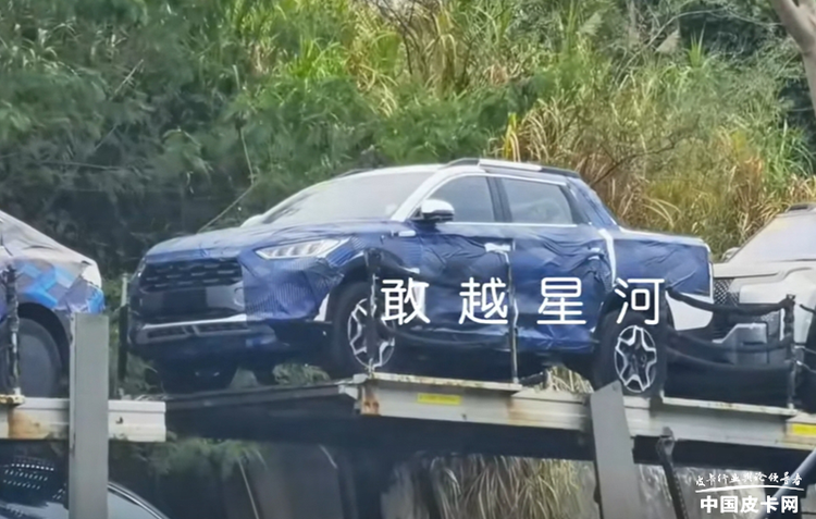 同样10万元，你选“硬邦邦”的带大梁皮卡，还是舒适能装的承载式皮卡？
