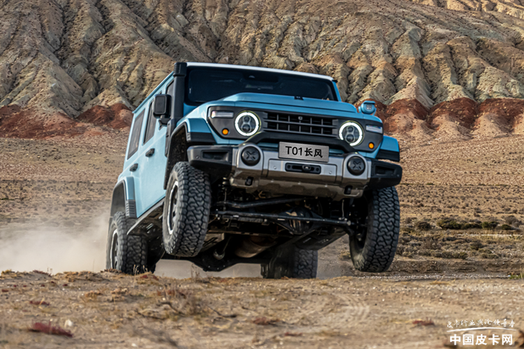 311536216a058e011e6183.png 既能干活又能玩:212皮卡猜想,工具版或低于10万?