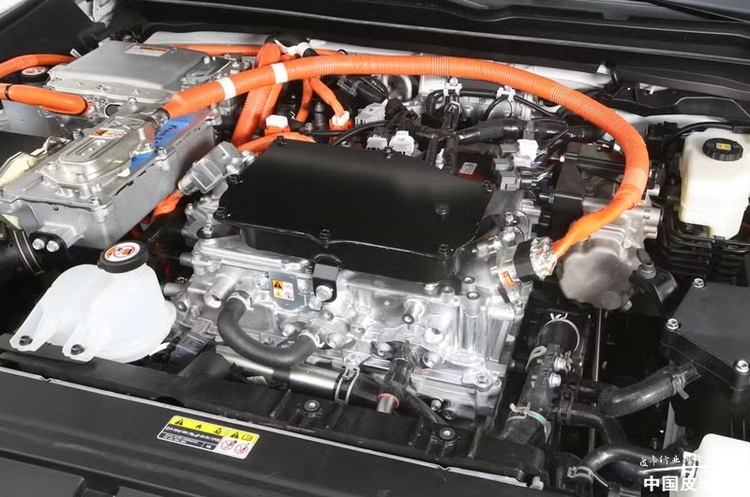 04102250f1a63a92474760.jpg 不烧一滴油?!史上最强丰田Tacoma即将亮相