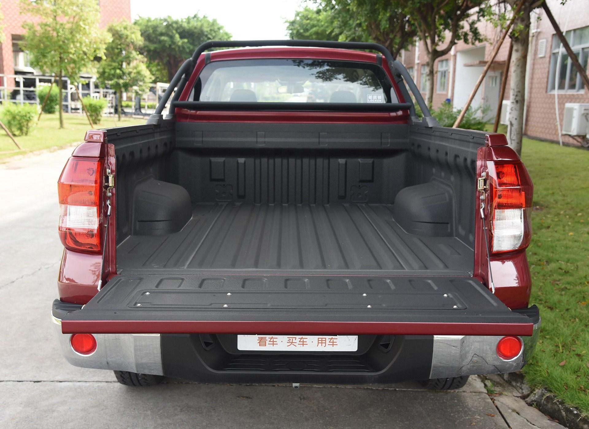 雄师f22皮卡_雄师f22皮卡车厢座椅图片_雄师f22皮卡图片_皮卡图片库