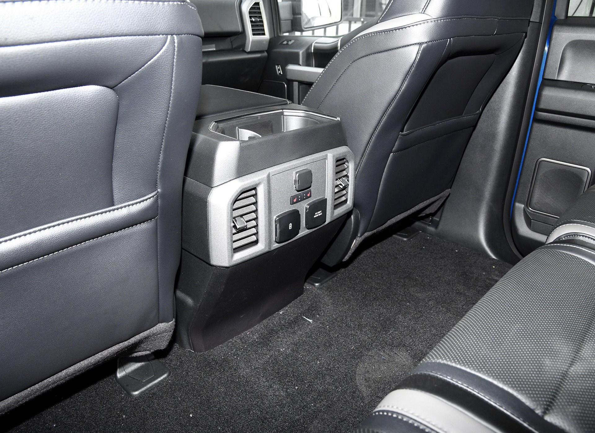 福特F-150猛禽车门座椅