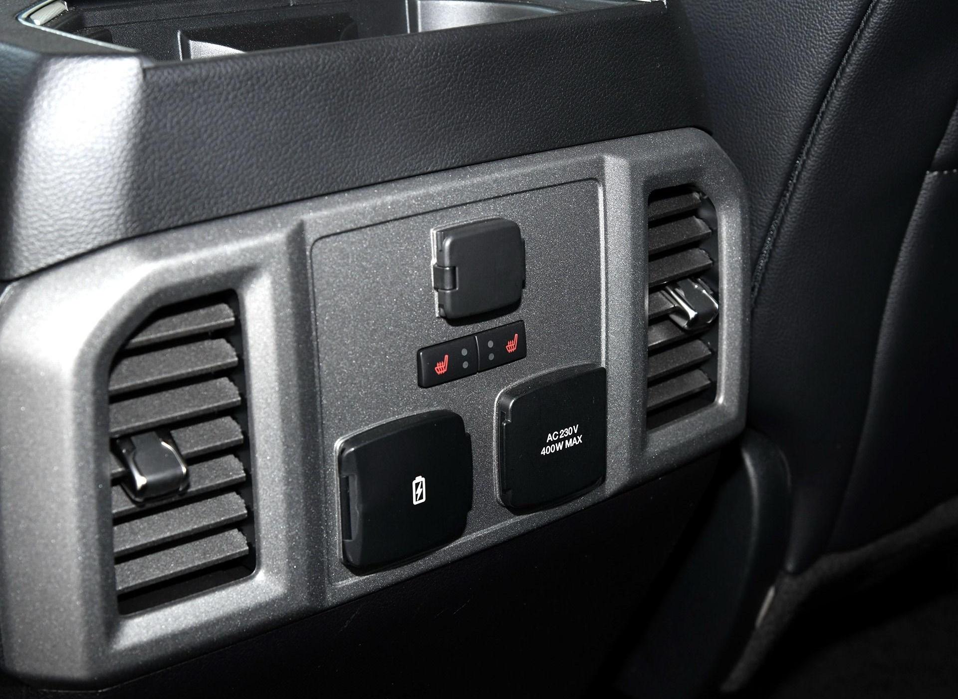 福特F-150猛禽车门座椅