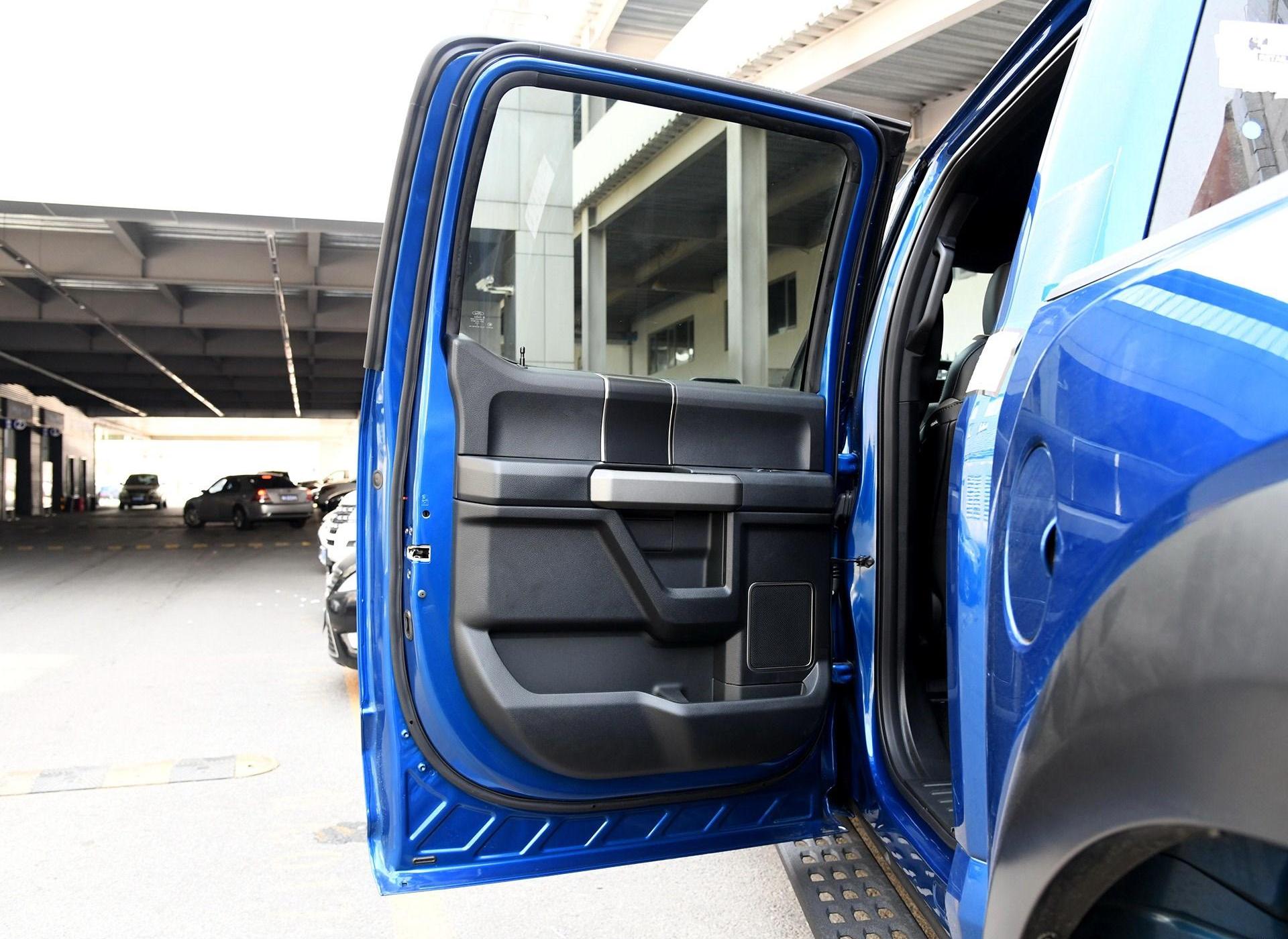 福特F-150猛禽车门座椅