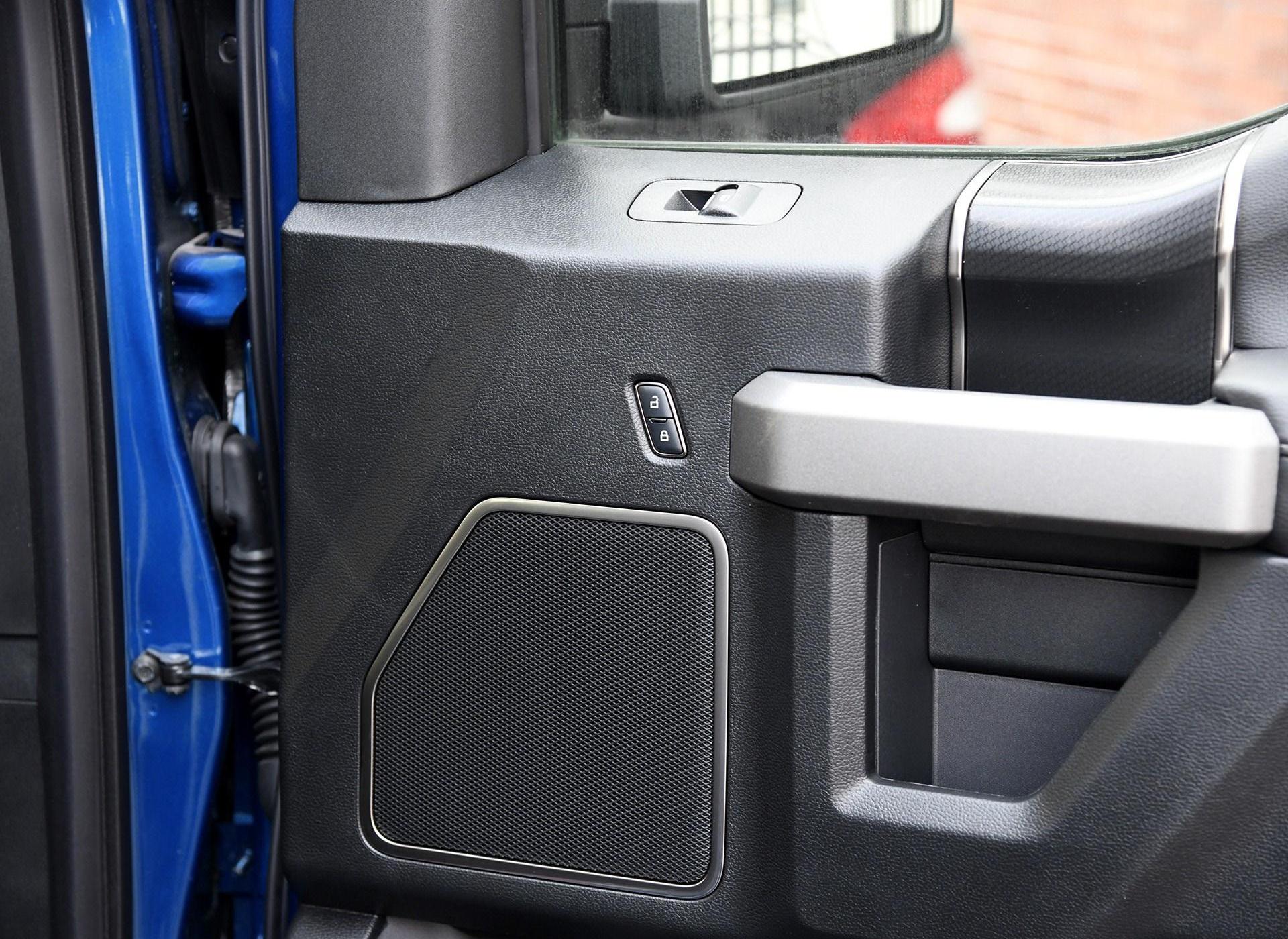 福特F-150猛禽车门座椅