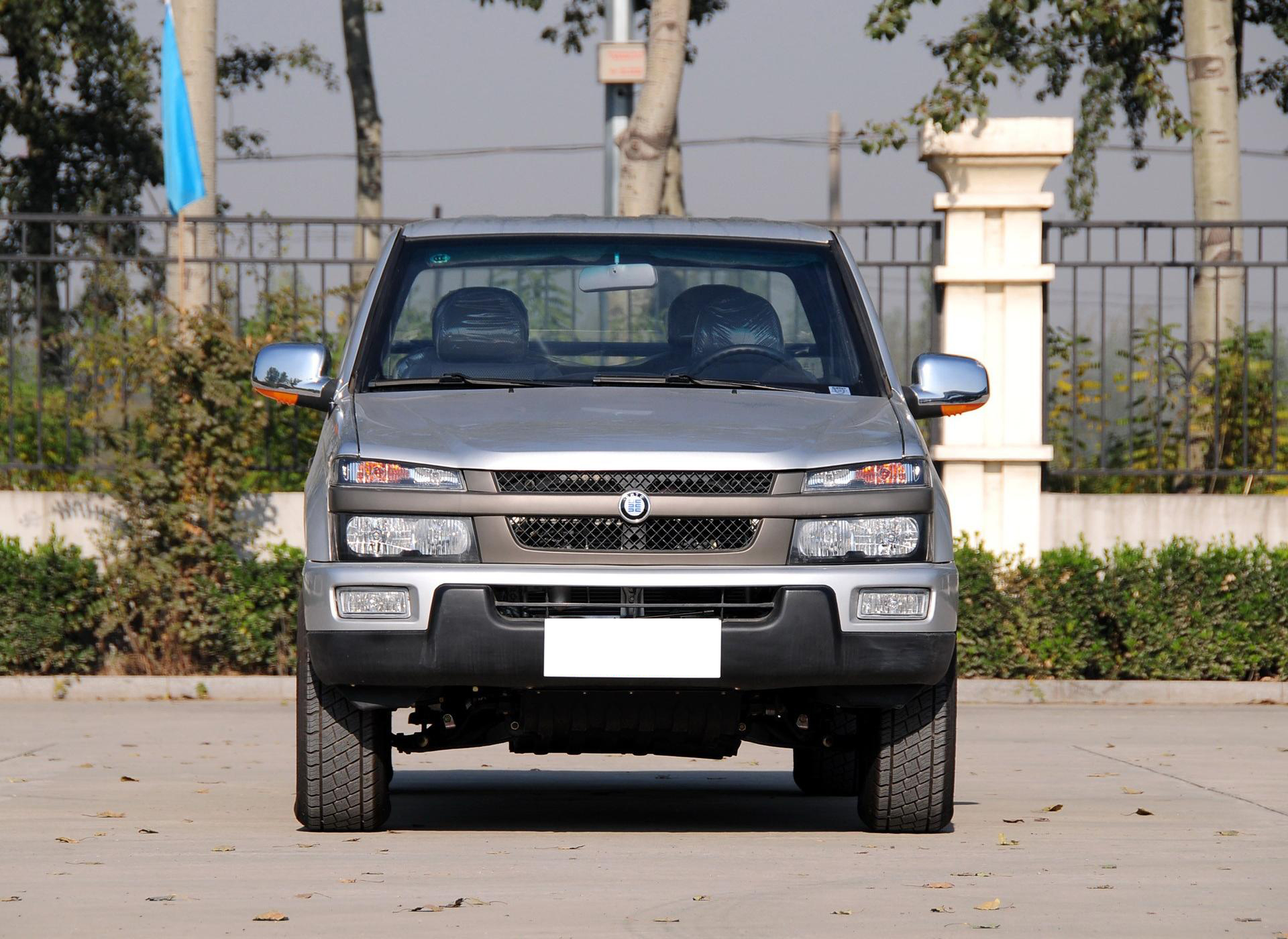 途腾t1皮卡_途腾t1皮卡车身外观图片_途腾t1皮卡图